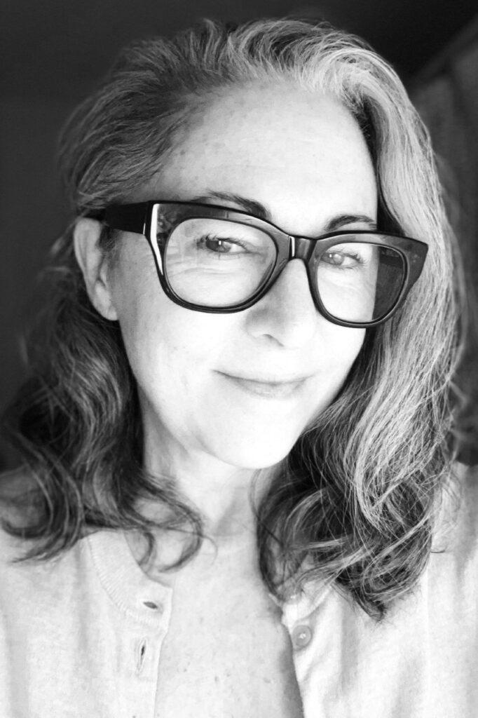 Portrait of Lisa Kyle, a Seriatim project manager